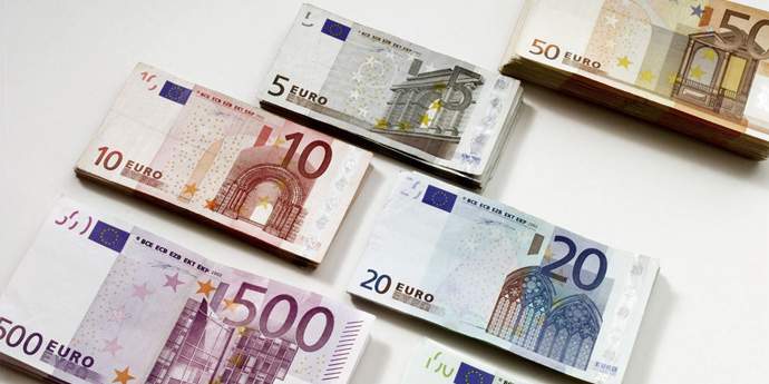 外汇市场交易最主要的8种货币(图2) 外汇市场交易最主要的8种货币(图2)